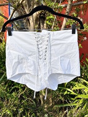 Serpenti White Corset Lace-Up High Waisted Micro Shorts